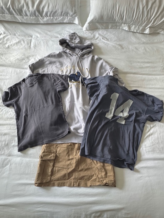 Brandy Melville Tops - Brandy Melville 4 Piece Bundle